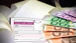 «Μπλοκάκια»: 105.000 φορολογούμενοι «κατέβασαν ρολά» λόγω φόρων και εισφορών