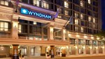 Στην Αθήνα ο πρόεδρος του Wyndham Hotel Group