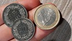 «Κρυμμένα» εθνικά νομίσματα αξίας 15 δισ. - Δεν έχουν μετατραπεί σε ευρώ 