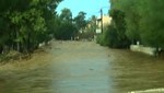 Πλημμύρες στη Νέα Πέραμο - Εγκλωβίστηκαν οδηγοί