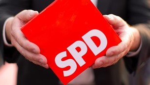 Γερμανία: Σε ιστορικό χαμηλό το SPD, λίγο πριν ολοκληρωθούν οι διαπραγματεύσεις