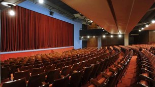 Ενίσχυση ύψους 20 εκατ. ευρώ σε θέατρα, μουσικές σκηνές, κινηματογράφους για το 2021