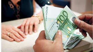 Επίδομα 534 ευρώ: Αυτοί είναι οι νέοι δικαιούχοι - Όλες οι λεπτομέρειες