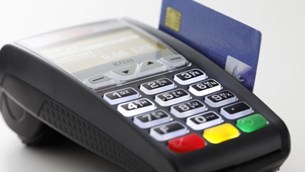 Κάρτες εξωτερικού: Τι ισχύει για πληρωμές φόρων και τελών
