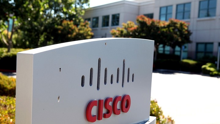 Cisco: «Μαχαίρι» σε 14.000 θέσεις εργασίας Cisco: «Μαχαίρι» σε 14.000 θέσεις εργασίας