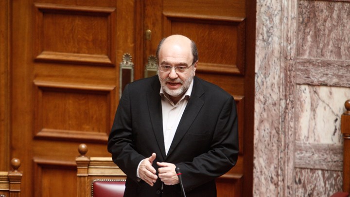 Αλεξιάδης: Πιο δίκαια και πιο αναλογικά τα τέλη κυκλοφορίας του 2017 Αλεξιάδης: Πιο δίκαια και πιο αναλογικά τα τέλη κυκλοφορίας του 2017