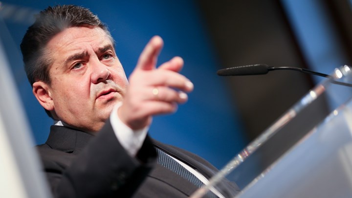 Γκάμπριελ σε FAZ: Το Grexit είναι το τελευταίο πράγμα που χρειαζόμαστε τώρα Γκάμπριελ σε FAZ: Το Grexit είναι το τελευταίο πράγμα που χρειαζόμαστε τώρα