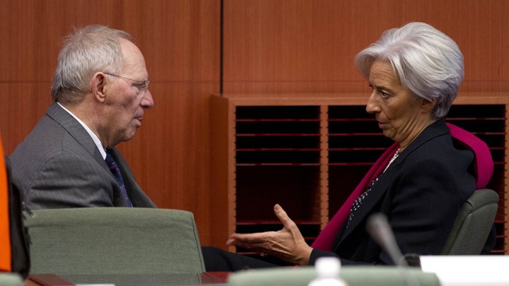 Σκληρή κόντρα Βερολίνου - ΔΝΤ για ελληνικό χρέος και πλεονάσματα