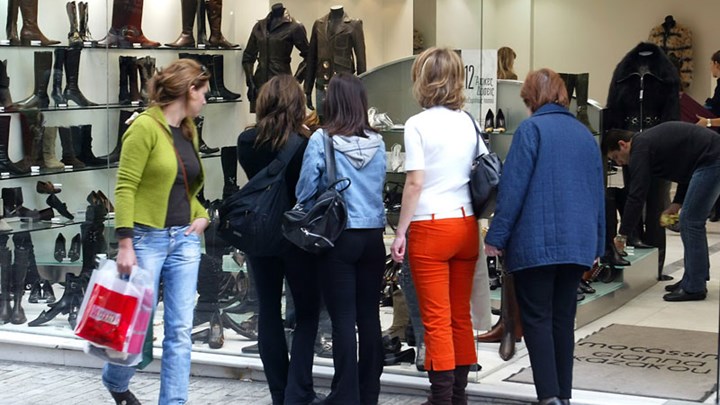 Αυτές είναι οι αλλαγές που συζητούνται για τη λειτουργία των καταστημάτων τις Κυριακές