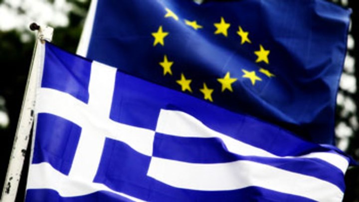 Κομισιόν σε Παπαδημούλη: Η Ελληνική Οικονομία βελτιώνεται σταδιακά