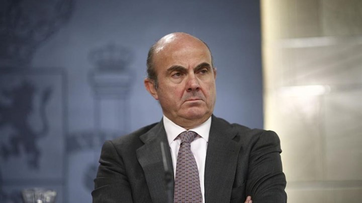 Ισπανία, Ιταλία και Σλοβακία απειλούν να μπλοκάρουν την εκταμίευση της δόσης στην Ελλάδα