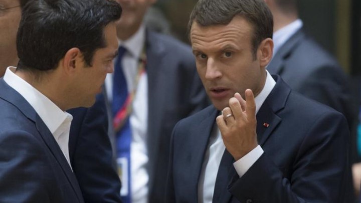 Τηλεφωνική επικοινωνία Τσίπρα - Μακρόν Τηλεφωνική επικοινωνία Τσίπρα - Μακρόν
