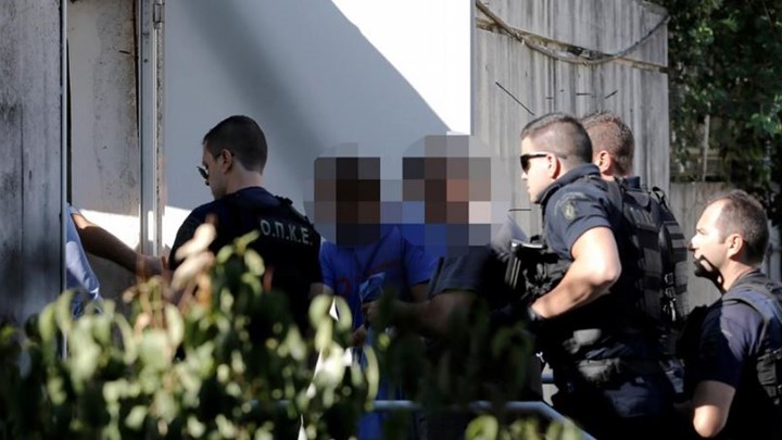 Der Standard: Ελληνικός πονοκέφαλος για τους οκτώ Τούρκους στρατιωτικούς Der Standard: Ελληνικός πονοκέφαλος για τους οκτώ Τούρκους στρατιωτικούς
