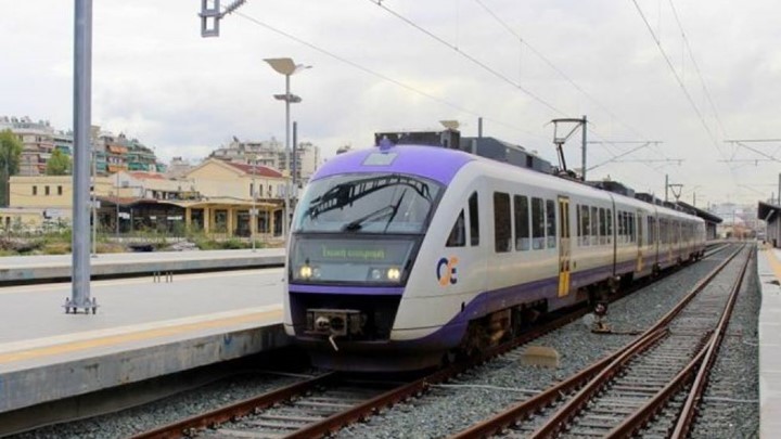 Αναστολή της στάσης εργασίας αποφάσισε η Πανελλήνια Ομοσπονδία Σιδηροδρομικών Αναστολή της στάσης εργασίας αποφάσισε η Πανελλήνια Ομοσπονδία Σιδηροδρομικών