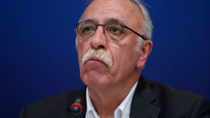 Βίτσας: Δεν πρόκειται να κατασκευαστούν νέα hot spot Βίτσας: Δεν πρόκειται να κατασκευαστούν νέα hot spot