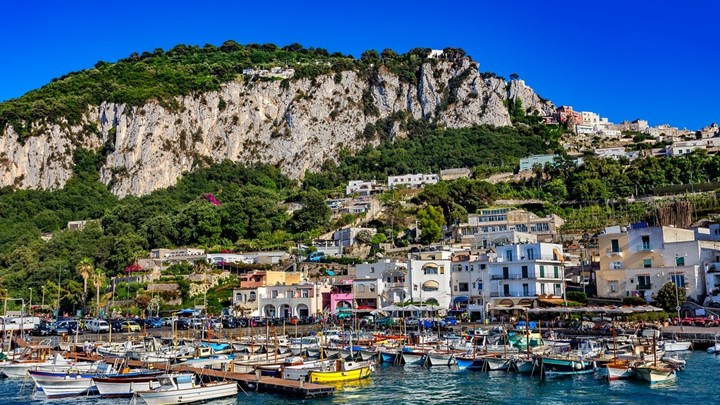 Σχέδιο για covid free νησιά και στην Ιταλία Σχέδιο για covid free νησιά και στην Ιταλία