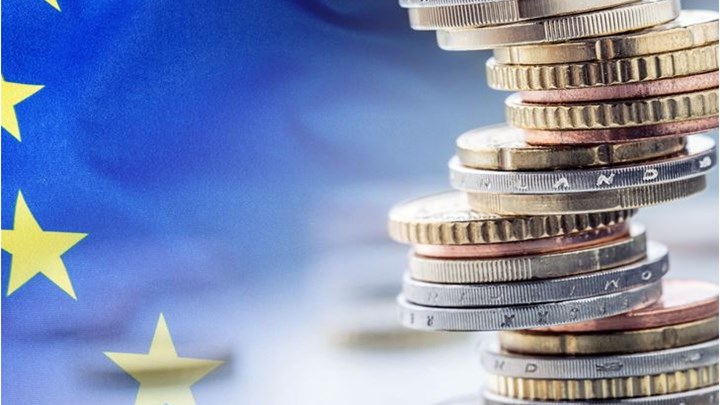 Ταμείο Ανάκαμψης: Η Κομισιόν θα δανείζεται 150 δισ. ευρώ ετησίως έως το 2026 Ταμείο Ανάκαμψης: Η Κομισιόν θα δανείζεται 150 δισ. ευρώ ετησίως έως το 2026