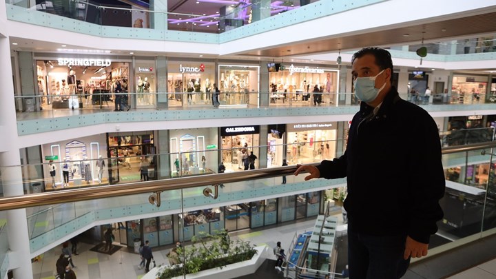 Άδωνις Γεωργιάδης: Επισκέφθηκε εμπορικά κέντρα που άνοιξαν σήμερα Άδωνις Γεωργιάδης: Επισκέφθηκε εμπορικά κέντρα που άνοιξαν σήμερα