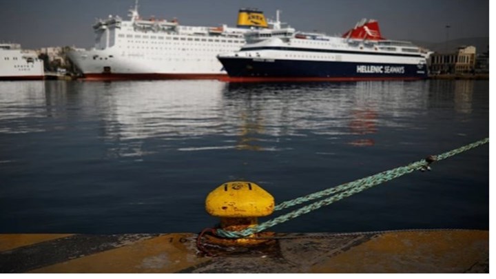 Απεργία: Δεμένα τα πλοία στα λιμάνια -ΒΙΝΤΕΟ 