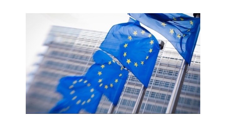 Κομισιόν: Επιστολή στους 27 αρμόδιους υπουργούς της Ε.Ε. για τη διευκόλυνση των μετακινήσεων Κομισιόν: Επιστολή στους 27 αρμόδιους υπουργούς της Ε.Ε. για τη διευκόλυνση των μετακινήσεων