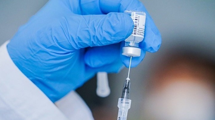 Θεοδωρίδου: Αυστηρές συστάσεις για τον εμβολιασμό των εφήβων – Τι ισχύει με την τρίτη δόση του εμβολίου