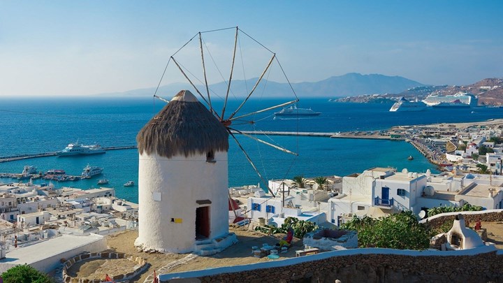 Handelsblatt: Οι Κυκλάδες στις δημοφιλείς περιοχές της Ελλάδας για πλούσιους Handelsblatt: Οι Κυκλάδες στις δημοφιλείς περιοχές της Ελλάδας για πλούσιους