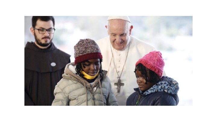 Συγκλονίζει ο Πάπας Φραγκίσκος: Η Μεσόγειος γίνεται ένα κρύο κοιμητήριο δίχως επιγραφές