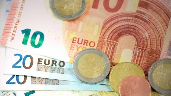 «Τέλος χρόνου» για την «δεύτερη ευκαιρία» στα 250 ευρώ - Η προθεσμία και η διαδικασία για να πάρουν οι συνταξιούχοι το «δώρο» 